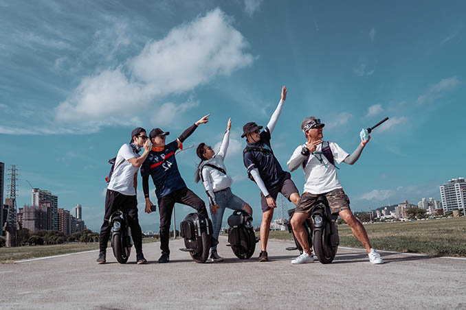 It’s Legal To Ride Electric Unicycles In the USA