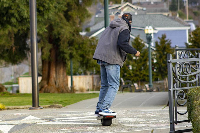 Onewheels are electric and self-balancing